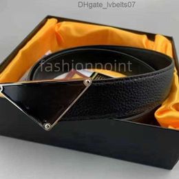 praddas pada prd With box Belts Designer For Man Luxury Letter P PU 3.3cm 3.8cm Geometric Inverted Triangle Metal Pin Buckle Belt Versatile In All Seasons