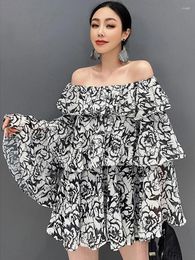 Women's Blouses Vefadisa 2024 Spring Summer Chiffon Printed Shirt One Line Neck Bat Sleeve Ruffle Edge Loose Elegant Women WXY181