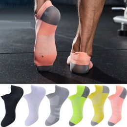 Men's Socks Mens/womens sports socks breathable colorful slim quick drying suitable for track and field cycling marathon fitness low waist short ankle yq240423