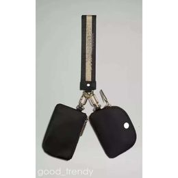 Luxurys Dual Pouch Wristlet Clutch Bag Lulumon Women Keychain Designer Wallet Waterproof Mini Yoga Bag Detachable Key Chain 419