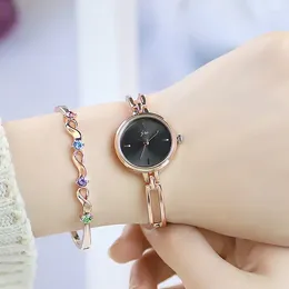 Wristwatches Women's Watch Brand Small Round Alloy Quartz Female Student Bracelet Fashionable And Minimalist W99