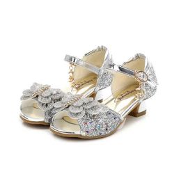 Sandals Children Sandals For Girls Weddings Girls Sandals Crystal High Heel Shoes Banquet Pink Gold Blue Glitter Leather Shoes Butterfly Y240423