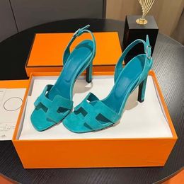 Scarpe designer di lusso scarpe sante da 105 mm sandalo sandals in pelle di cuoio tacchi alti slingback pompe per feste di nozze pompe per feste di tallone scatola