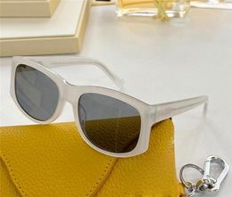 New 2021 trend designer sunglasses 40048 retro small frame glasses Avantgarde fashion style top quality UV400 Protection with lea4382916