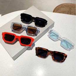 Sunglasses Retro rectangular frame sunglasses for womens fashion cans Colour sunglasses brand design UV400 sun visors outdoor goggles J240423