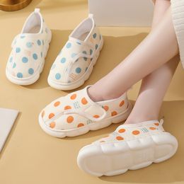 Primavera ed estate Nuove scarpe in velcro postpartum tacco materno tacco materno morbido materno plivello di cotone postpartum interno