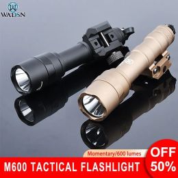 Scopes WADSN Tactical SF M600 M600U Scout Light Tactical LED 600 Lumen Flashlight For 20mm Picatinny Hunting Rail Mount Weapon light