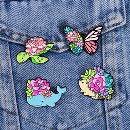 Brooches Pin for Backpack Crafts Dress Decor Women Kids Cute Animal Cartoon Flower Whale Birthday Gift Fashion Jewellery Wholesale Brooch Pins