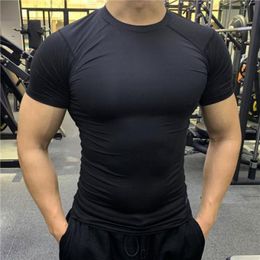Men's fitness short sleeved Elastic tight fitting clothes with short sleeves mens T-shirt