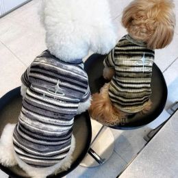 Hoodies Stripe Hoodie Dog Clothes Retro Style Fashion T Shirt Winter Small Dogs Clothing Cat Comfortable Warm Soft Pet Items Wholesale