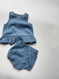 Set di abbigliamento Versione coreana Baby and Toddler Fashion Denim ricamato Top+Shorts Shorts Summer Girl Casual Twoce Set H240530