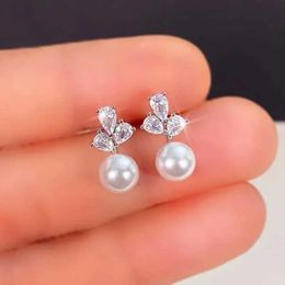 Charm Exquisite Women Imitation Pearl Earrings Dainty Temperament Elegant Ear Accessories for Female Fashion Versatile Jewellery Gifts Y240423