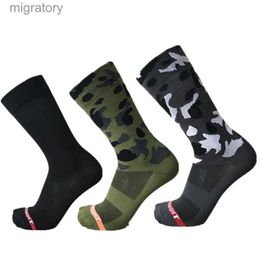 Men's Socks Outdoor sports socks high-quality professional compression camouflage mountain cycling road cycling racing yq240423