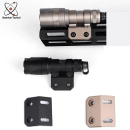 Accessories WADSN Tactical Flashlight Offset Mount For Surefir M600 M300 Scout Lights Base For Airsoft Geissele SMR HK416 MLok Keymod Rails