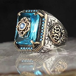 Band Rings Vintage Turkish Signet Ring for Men Women Antique Silver Colour Carved Eagle Inlaid Green Zircon Locomotive Punk H240424