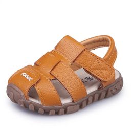 Kids Beach Sandals for Boys Summer Baby Boy Shoes Soft Leather Bottom NonSlip Closed Toe Safty Children 240415