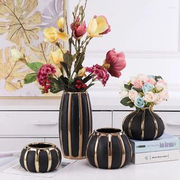 Vases European Black Gilded American Ceramic Home Decor Living Room Decoration Flower Arrangement Vase Aesthetic