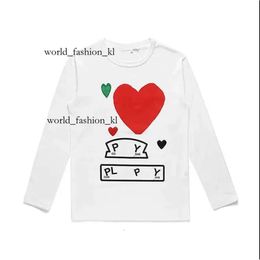 Men's Hoodies Player Sweatshirts Designer Play Commes Jumpers Des Garcons Letter Embroidery Long Sleeve Pullover Women Red Heart Loose Sweater Clothing 628