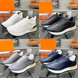 2024 Bounce casual Designer shoes with lace up round toe men's low top sports shoes travel leather, fashionable men's and women's flat jogging shoes 38-45