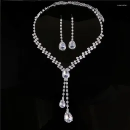 Pendant Necklaces 2024 Jewelry Set 2 Pieces Simple Exquisite Water Drop Necklace Earrings Shiny Rhinestone Wedding Accessories