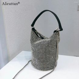 Shoulder Bags Small Flash Diamond Metal Chain PU Leather Crossbody For Women 2024 Fashion Ladies Handbag Bucket Bag