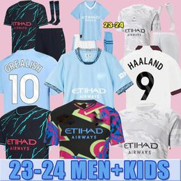 2023 2024 S-4xl Soccer Jerseys Haaland 24 25 De Bruyne Phillips Mans Cidades Grealmente Ferran Mahrez Foden Joao Cancelar camisa de futebol masculino Kit de Kit Define uniformes