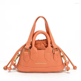 Evening Bags 2024 Women's Bag Handbag Summer Cute Mini Shell Fashion Trend Retro Messenger One Shoulder Lipstick