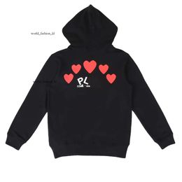 Men's Hoodie 24S Designer Play Commes Jumpers Des Garcons Letter Embroidery Coat Long Sleeve Jacket Women Red Heart Loose Player Sweater Cardigan Zipper Hoodie 567