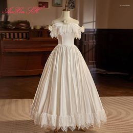 Party Dresses AnXin SH French Retro Princess White Satin Boat Neck Ruffles Rose Flower Lace Short Sleeve Bride Ball Gown Up Evening Dress