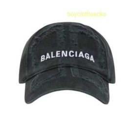 Luxury Hat Fashion Designer Cap Baseball Cap Embroidered Baseball Hat Mens Image Color