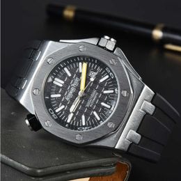 Designer Watch Luxury Automatic Mechanical Watches April Type Movement Business Fashion Swiss Mens Wristwatch