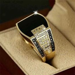 Band Rings Classic Mens Ring Fashion Metal Gold Colour Inlaid Black Stone Zircon Punk for Men Engagement Wedding Luxury Jewellery H240424