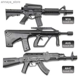 Gun Toys 1 3 Ak47 Aug Awm M249 M16 SY309 Barrett SCAR SY357 Barrett M24 95 Mini Cool Toy Gun ModelL2404