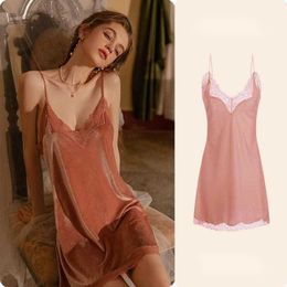 Mulheres Sexy Salia Fun Funcional Sleepwear New Autumn Winter Velvet Deep V Slim Fit Pure Desire Home Strap Strap Sexy Sleepwear