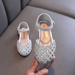 Sandals New Girls Shoes Fashion Childrens Pearls Sequin Sandals Bling Summer Sandals Toddler Hollow Out Breathable Kids Shoes H47 240423