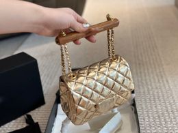 Pop and Fashion Handbag Top Material Luxury Designer Bag Versatile Style Original Hardware Casual Large Wood Handle Shoulder Bag