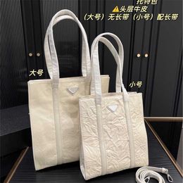 bag high definition Spring/Summer Ultra Light Self weight Fashionable Stylish and Elegant Pleated Handheld Tote Shopping Large Capacity