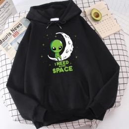 Polos I Need More Space Green Alien Printing Woman Hoodie Autumn Soft Hoody Harajuku Warm Sweatshirt Fashion Fleece Streetwear Men