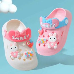 Sandals 2024 Baby Girl Sandals Cute Cartoon Slippers Newborn Infant Indoor Bath Shoes Baby Boy Beach Anti-slip Sandals 240423