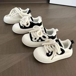 Casual Shoes Tenis Women Sport Platform Shoe Fashion Black White Skateboard Trend Tennis All Match Athletic