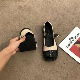 Designer Casual French Evening Gentle Thick Sole Versatile Single Women's Spring and Autumn Fragrant Breeze British Small Leather Shoes