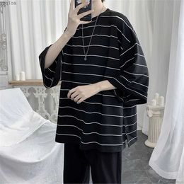 Men's T-Shirts Cool Summer Oversized T-Shirt Men Funny Harajuku Tshirt Streetwear Femme Striped Japan Hip Hop Loose Half Sleeve T Shirts MaleL2404