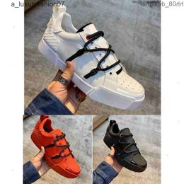 2023 High Quality Luxury Designer Shoes s e Sneakers Highquality Canvas Casual Spring and Autumn Fashion Comfortable Tops Inclin New Sl M368 1X5N