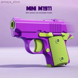 Gun Toys 3D Gravity Knife Model Gun Mini 1911 Toy Gun Non-Firing Bullets Toy Gun Stress Relief Toy Christmas Gift Birthday GiftL2404