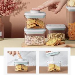 Storage Bottles 1 PCS Household Cereal Tank Airtight Durable Food Container Transparent Press Type Powder Bucket