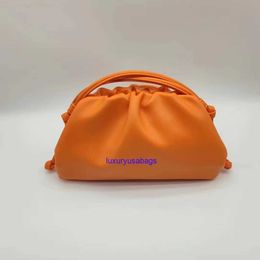 Designer Womens Mini/Teen Pouch Clutch Bag BotegaVeneta Mini/Teen Intrecciato Leather Clutch Single Compartment Width 22cm/31cm Magnetic Frame Closure 5YL4