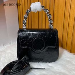 Versase Bag Versa Bag Top Quality Medusa Thick Chain Handbag Purse Shopping Shoulder Bags Crossbody Leather Handbags Bag Flip Underarm Quilting 24ss 932