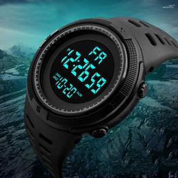 Wristwatches UTHAI C26 Men's Digital Electronic Watch Sports Glow 49mm Large Dial Student Outdoor Adventure Trend Multifunctional