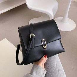 Shoulder Bags Fashion Womens Handbags Fashionable Versatile Women's Messenger 2024 Style Spring Summer Bag Simple Purses