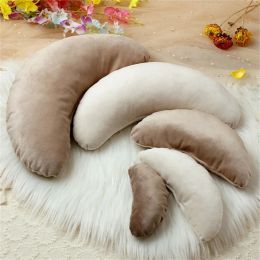 Pillow Newborn Photography Accessories Posing Pillow Newborn Photography Props Girl Boy Moon Shape Pillow Baby Photoshoot Props Studio